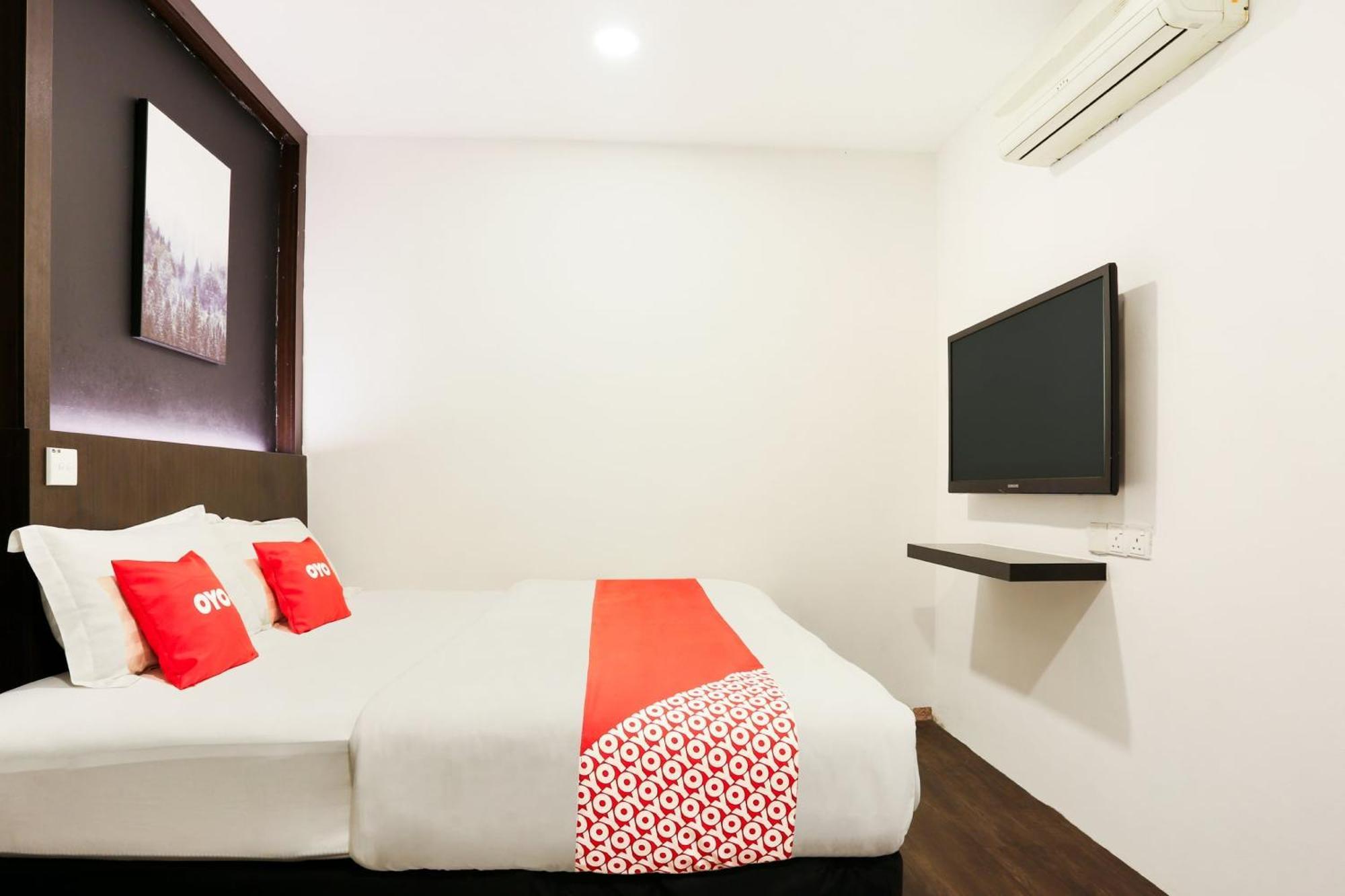 Oyo 90460 Hotel Kl2F Rest & Go Shah Alam Bagian luar foto