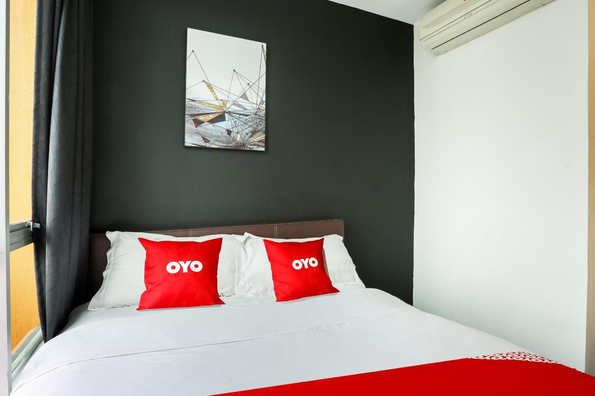 Oyo 90460 Hotel Kl2F Rest & Go Shah Alam Bagian luar foto