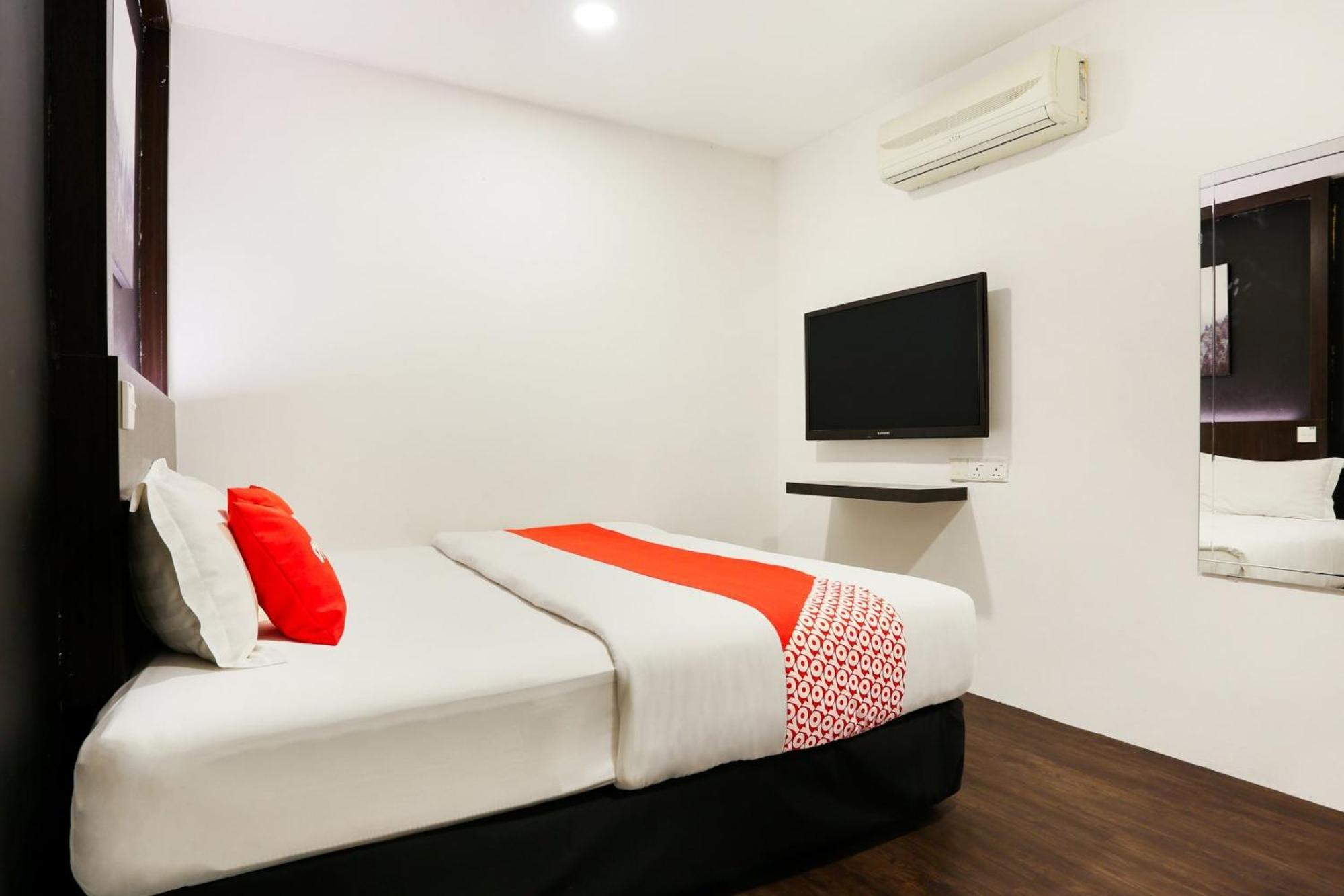 Oyo 90460 Hotel Kl2F Rest & Go Shah Alam Bagian luar foto