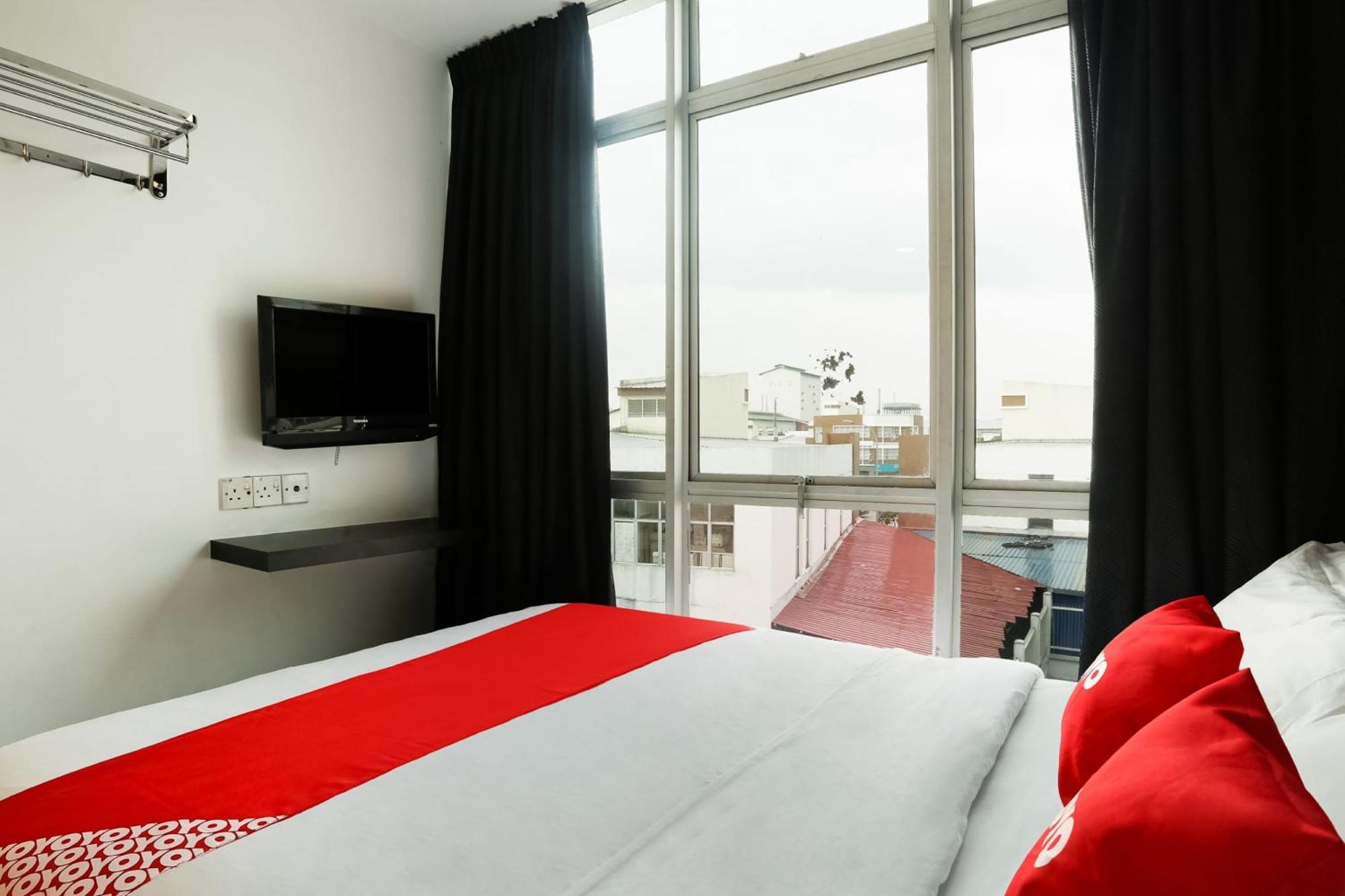 Oyo 90460 Hotel Kl2F Rest & Go Shah Alam Bagian luar foto