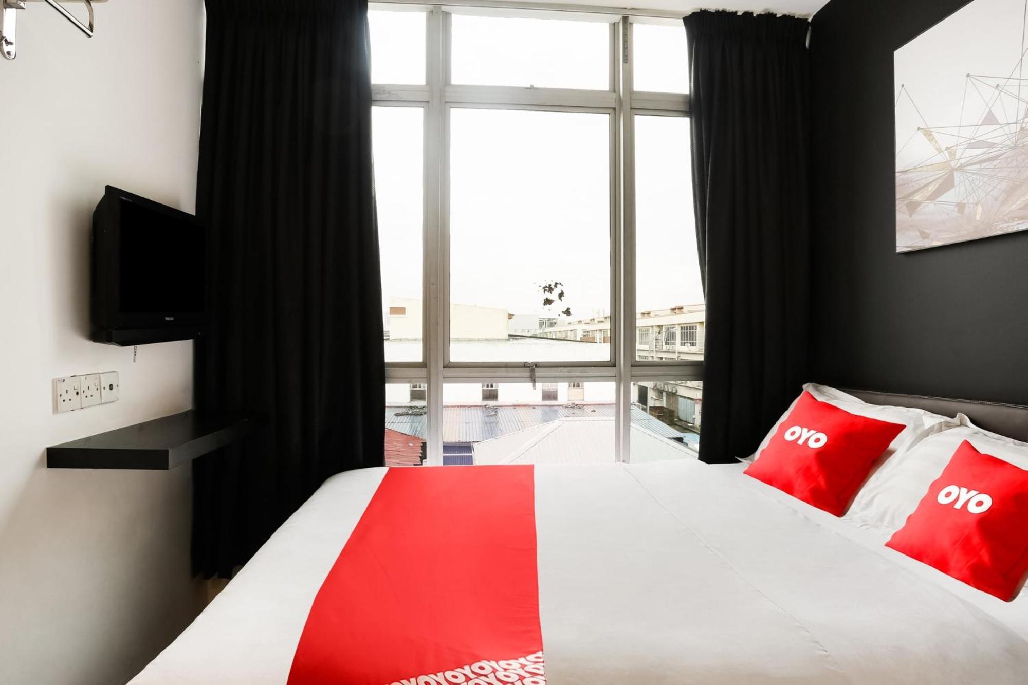 Oyo 90460 Hotel Kl2F Rest & Go Shah Alam Bagian luar foto