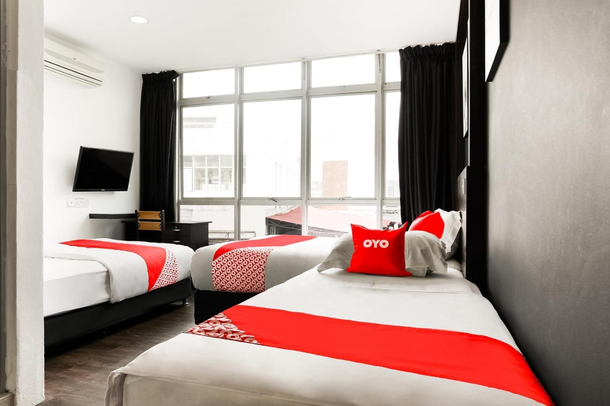 Oyo 90460 Hotel Kl2F Rest & Go Shah Alam Bagian luar foto