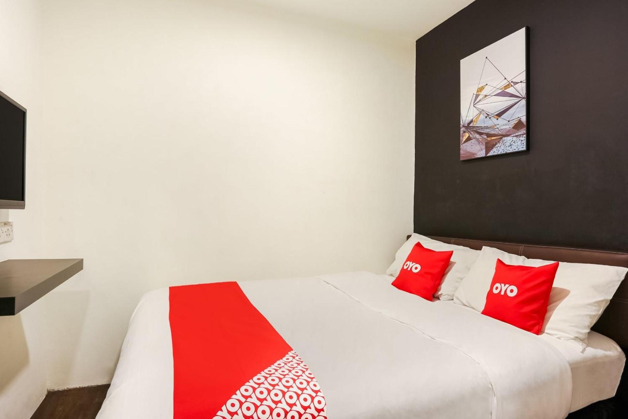 Oyo 90460 Hotel Kl2F Rest & Go Shah Alam Bagian luar foto