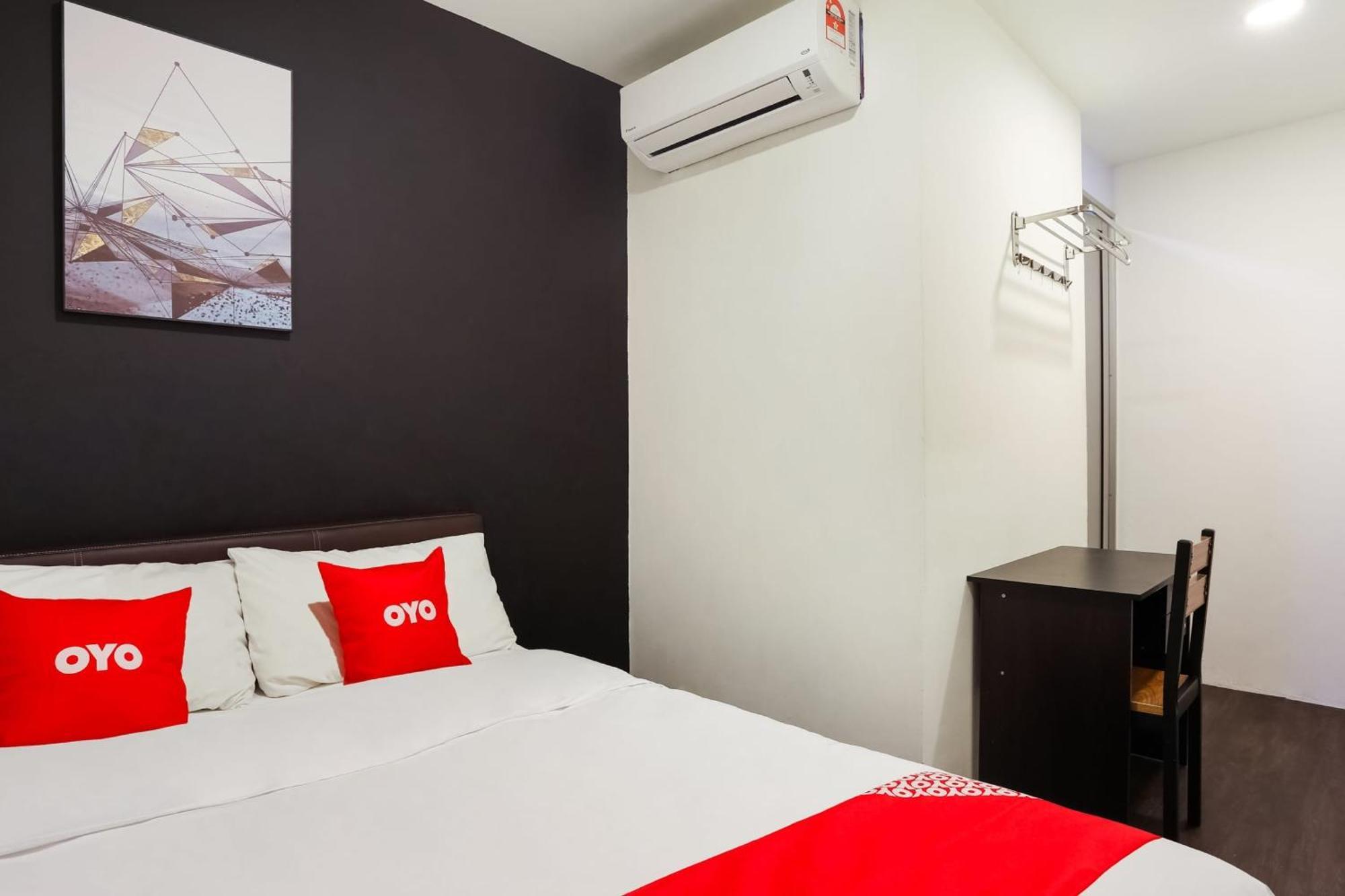 Oyo 90460 Hotel Kl2F Rest & Go Shah Alam Bagian luar foto