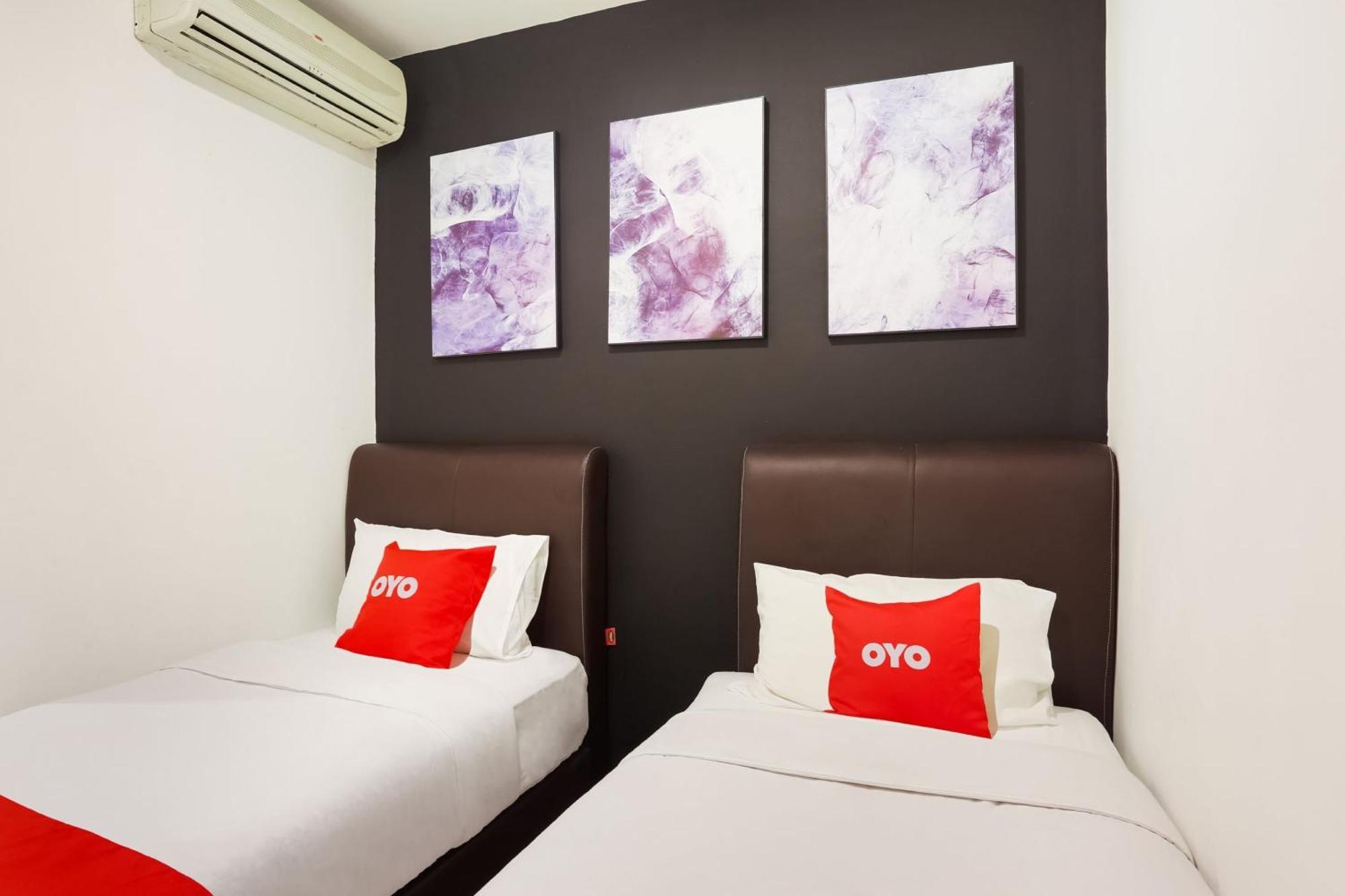 Oyo 90460 Hotel Kl2F Rest & Go Shah Alam Bagian luar foto