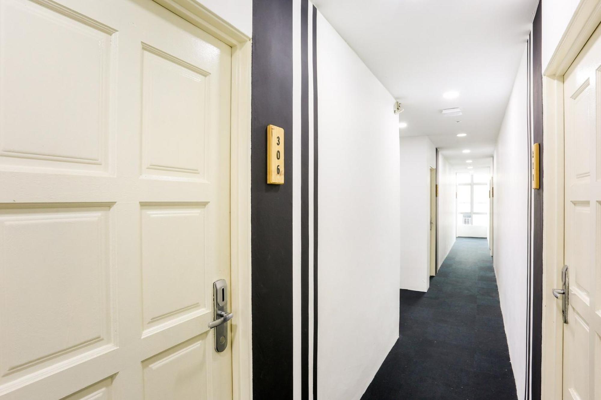 Oyo 90460 Hotel Kl2F Rest & Go Shah Alam Bagian luar foto